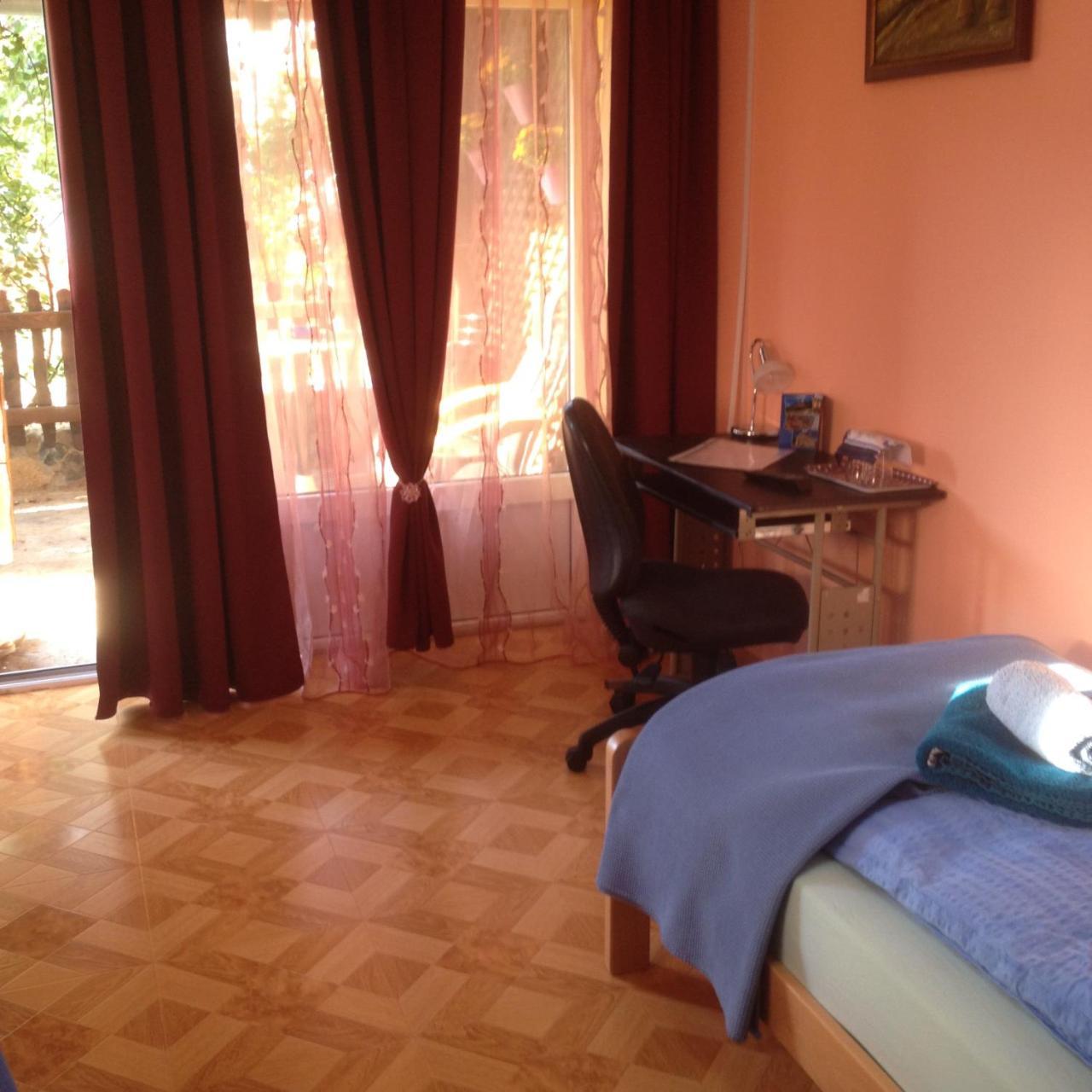 Guest House Rose Smederevska Palanka Buitenkant foto